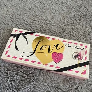 Too faced Love collection palette + eyeliner